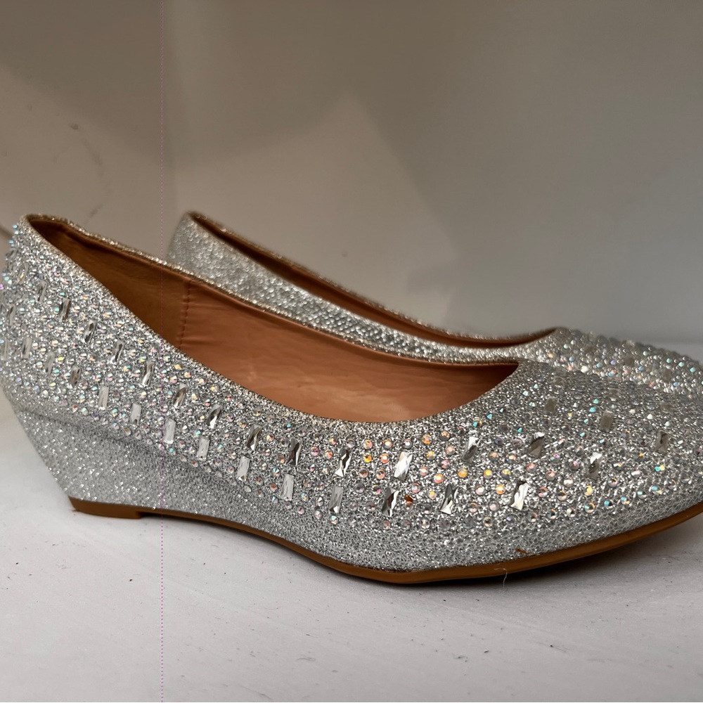 Girls’ Elegant Silver Glitter Wedge Shoes